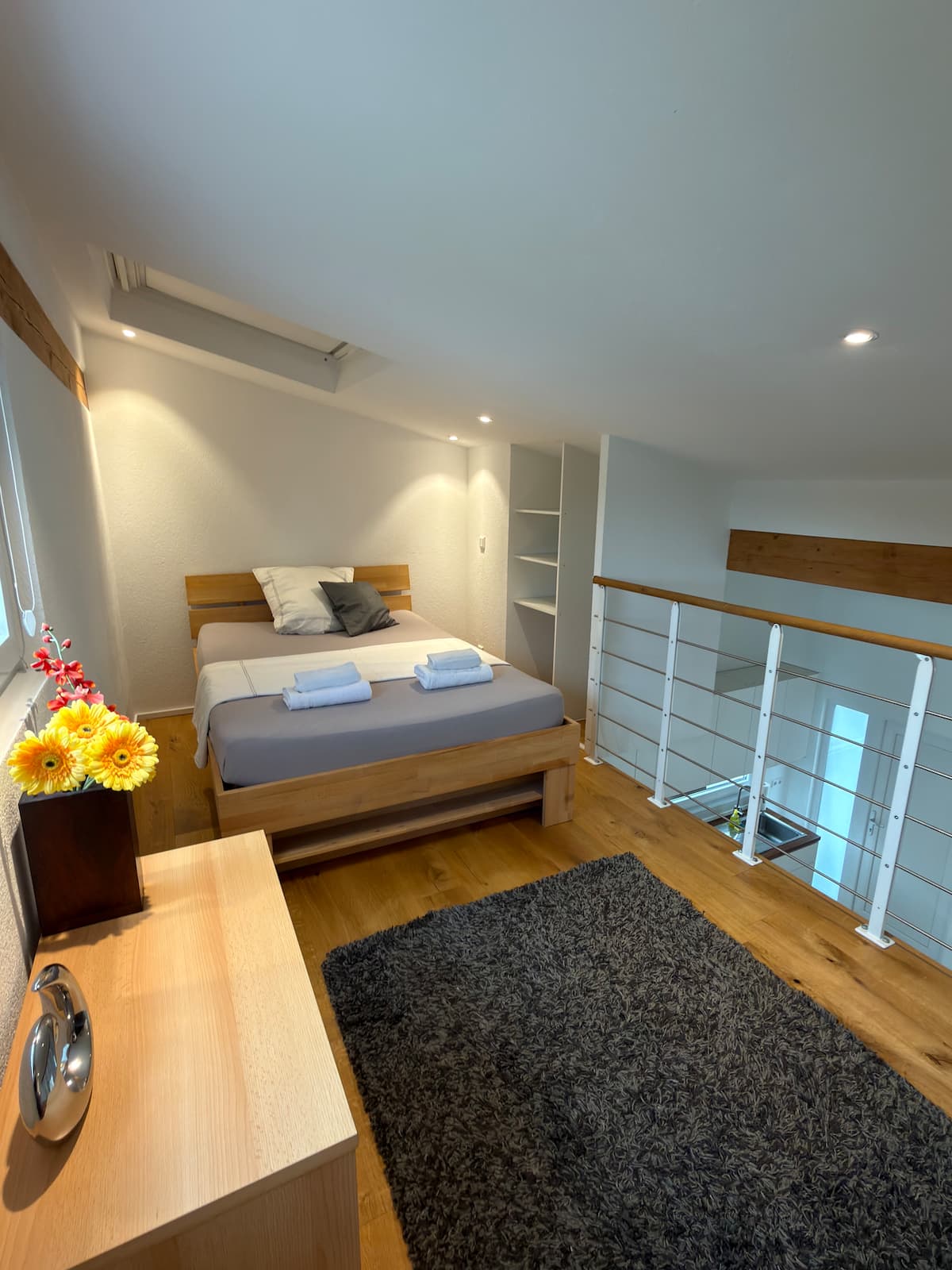 Chambre en mezzanine d'une petite maison à Saint-Louis